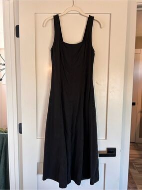 Classic Black Scoop Neck A-Line Dress